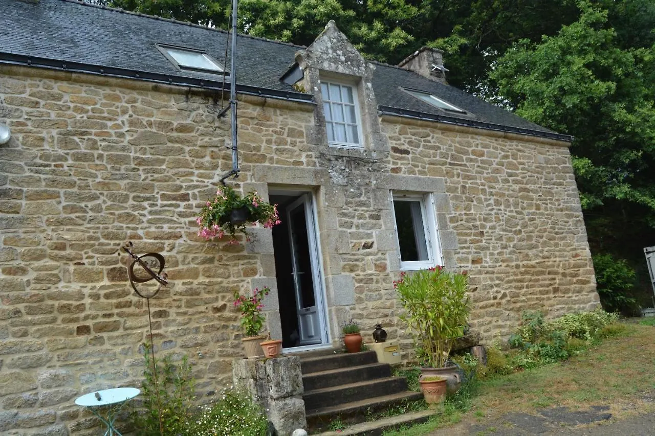 Appartement Le Moulin De Branfere. à Le Guerno France